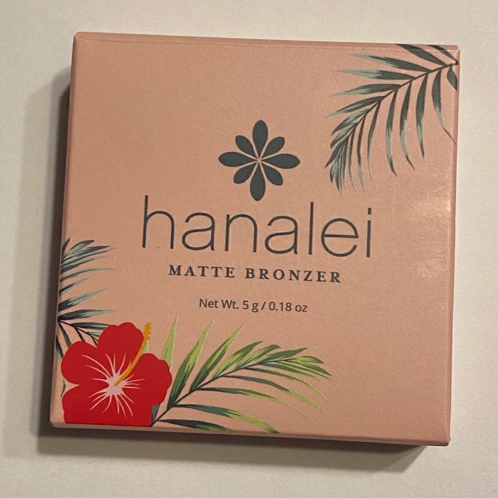 Hanalei Matte Bronzer  - Picture 4 of 6